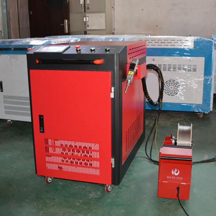 Ano ang bentahe ng Fiber Laser Welding Machine?