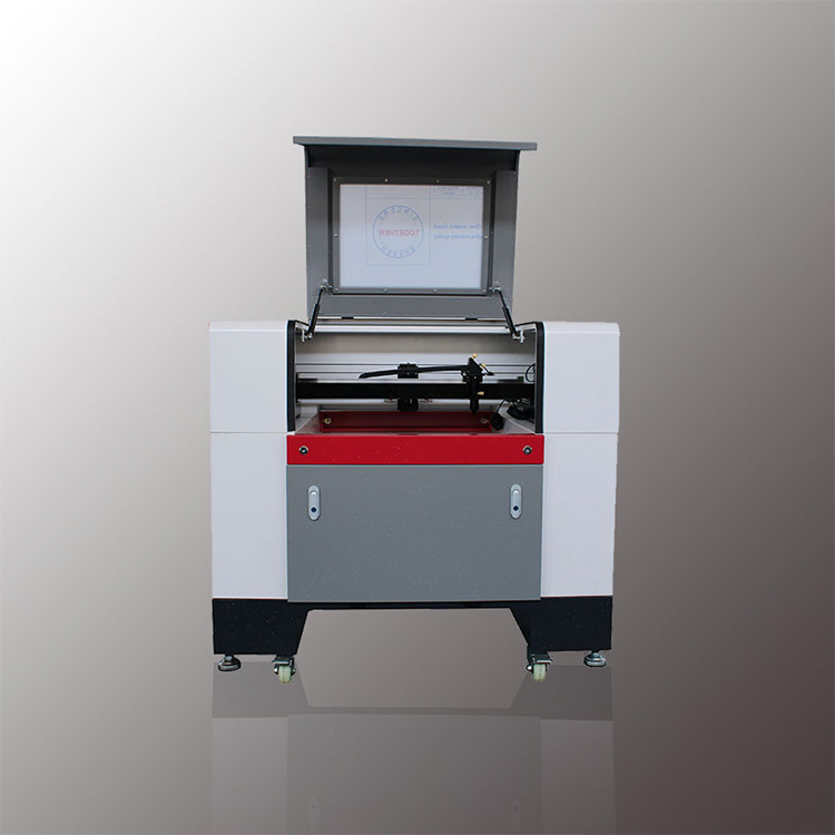 Maliit na Desktop Co2 Laser Cutting Machine